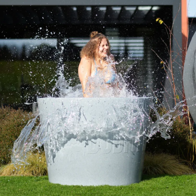 Baignoire d'eau glacée pour la récupération sportive - Santé des muscles