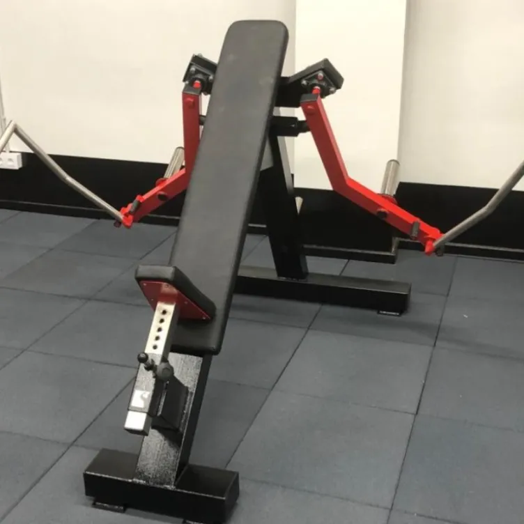 Banc de musculation incliné et réglable avec Pec Fly à charges libres pour entraînement des pectoraux