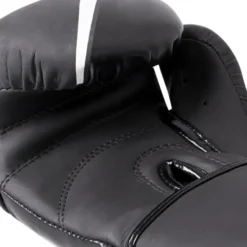 Gants de boxe noir avec large sangle velcro de qualité premium