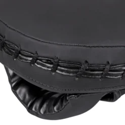 Gants de frappe plats pour exercices de kick boxing en homegym