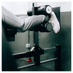 Glute ham raise de musculation Titanium Strength GH130 confortable et robuste - Training des muscles inférieurs du corps