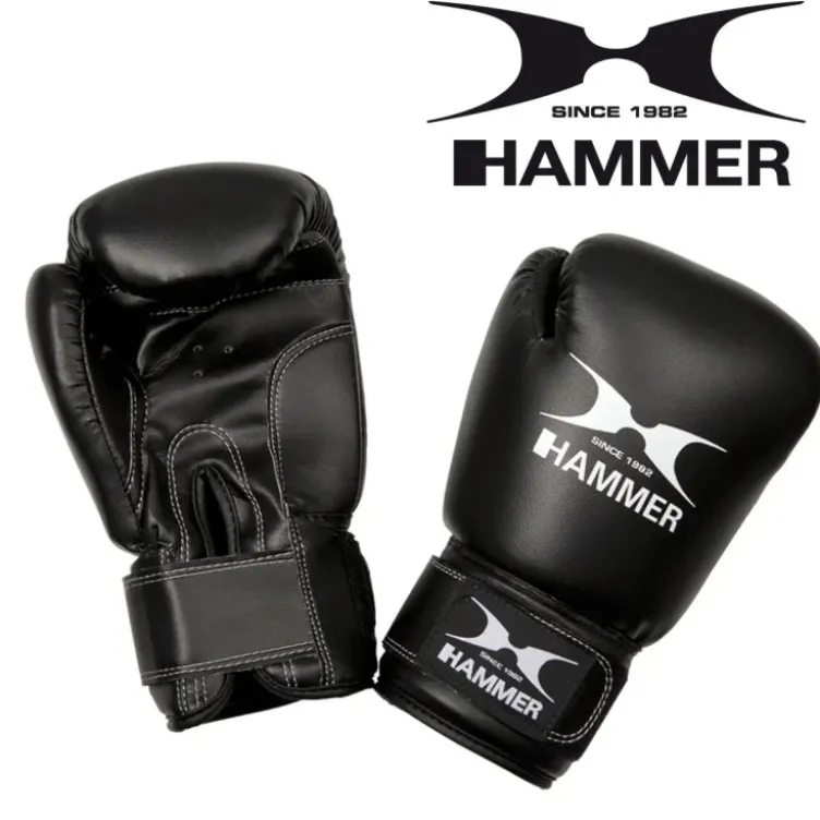 Kit de boxe avec gants de boxe et sac avec zones de frappe chiffrée