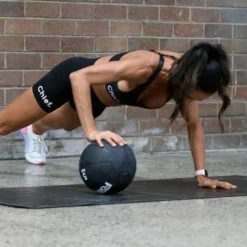Médecine Ball Force USA de 3 à 9 kg en caoutchouc durable avec surface texturée pour l'Hyrox