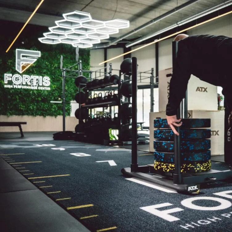 Piste de sprint sur mesure avec design personnalisable de marque ATX pour espaces de crosstraining pro