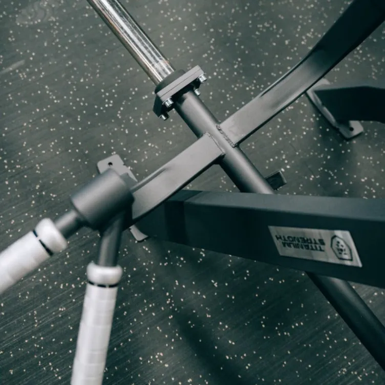 Plate loaded rowing t-bar de musculation professionnel Titanium Strength Élite Séries EL-PL23 à capacité de charge 200 kg