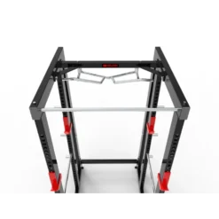 Rack de musculation avec crochets de sécurité et reposes barres pour les espaces sportifs des forces de l'ordre et associations