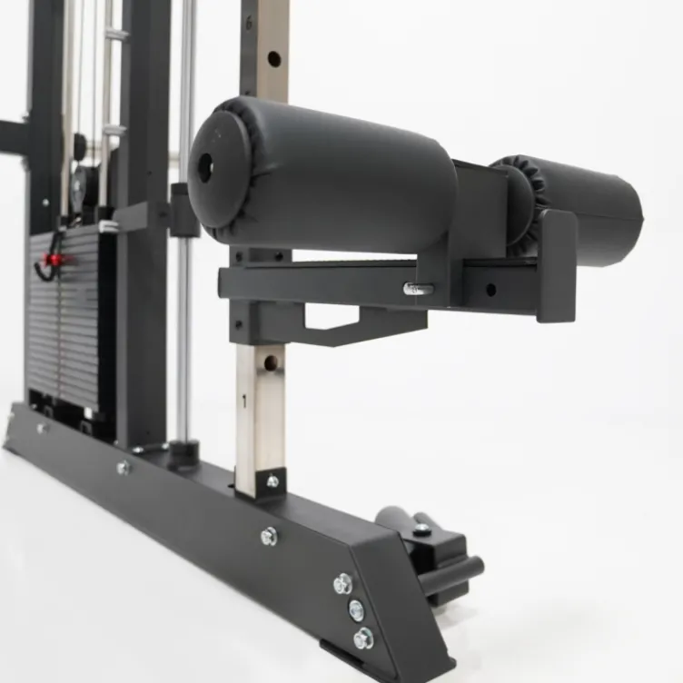 Rack polyvalent Force USA F100 V2 avec 200 kilos de plaques de poids et accessoires de training