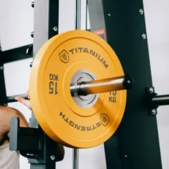 Smith Machine professionnelle pour salle de sport - Capacité de charge 300 kg - Titanium Strength Elite Serie