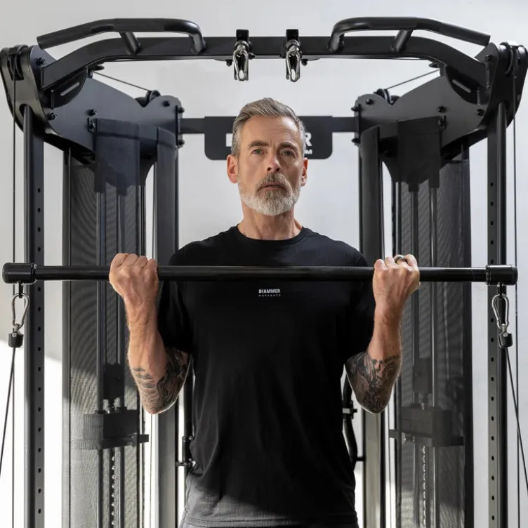 Station de musculation polyvalente 2 x 80 kg avec barre de traction et set d'accessoires - Compacte et complète pour homegym