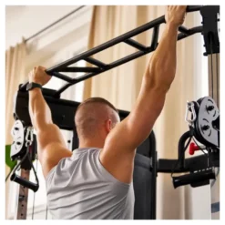 Station d'entraînement avec deux colonnes de poids de 80 kg et barre de traction multi-prises