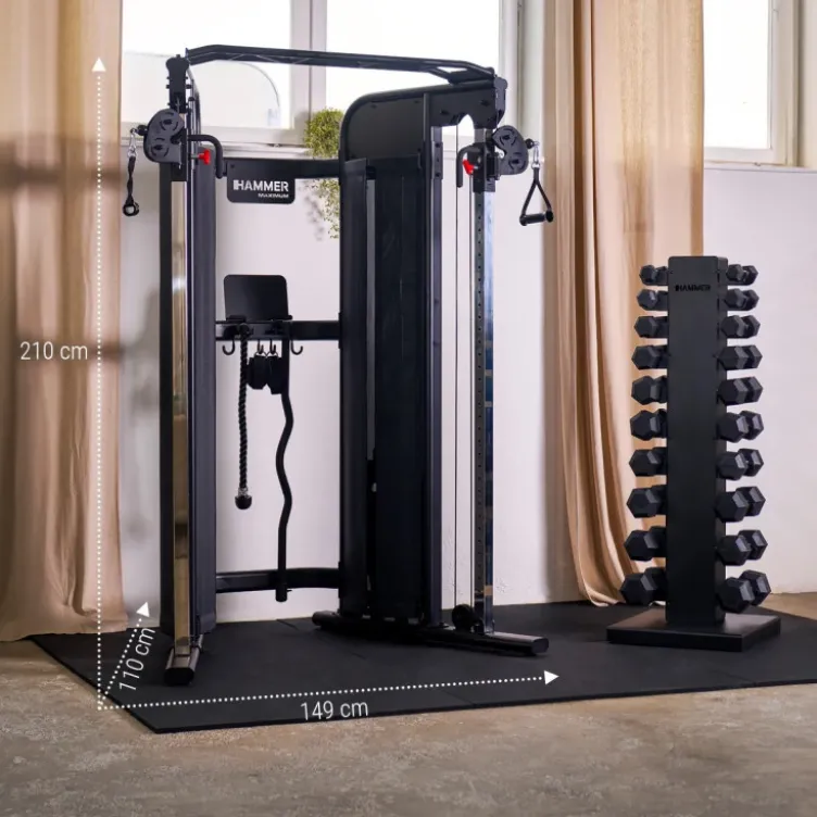 Station d'entraînement avec deux colonnes de poids de 80 kg et barre de traction multi-prises