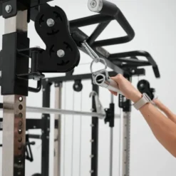Station Force USA G4 All-In-One Trainer - Rack à squat avec Smith Machine et Double Poulie de 77 kg