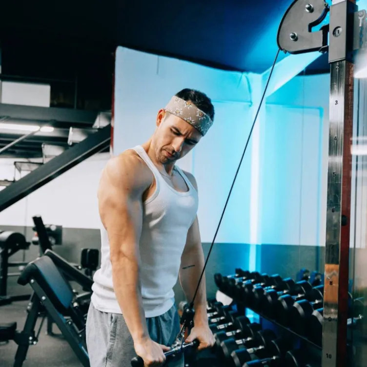 Station Functional Trainer Double Poulies Réglables et Colonne de poids 2 x 100 kg- Elite Series Titanium Strength