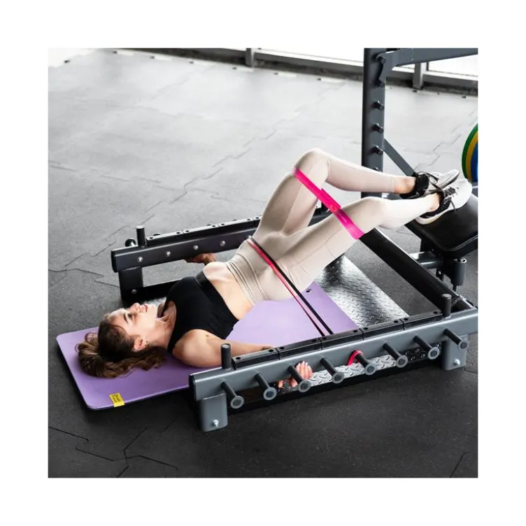 Station power rack à squat polyvalente avec fonction hip trust - Barres à dips et barre de traction intégrée