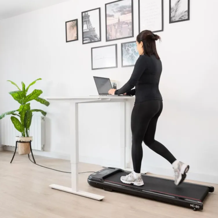 Tapis de marche et course vitesse maximale 8 km/h avec roulettes de transport pour Home-Gym