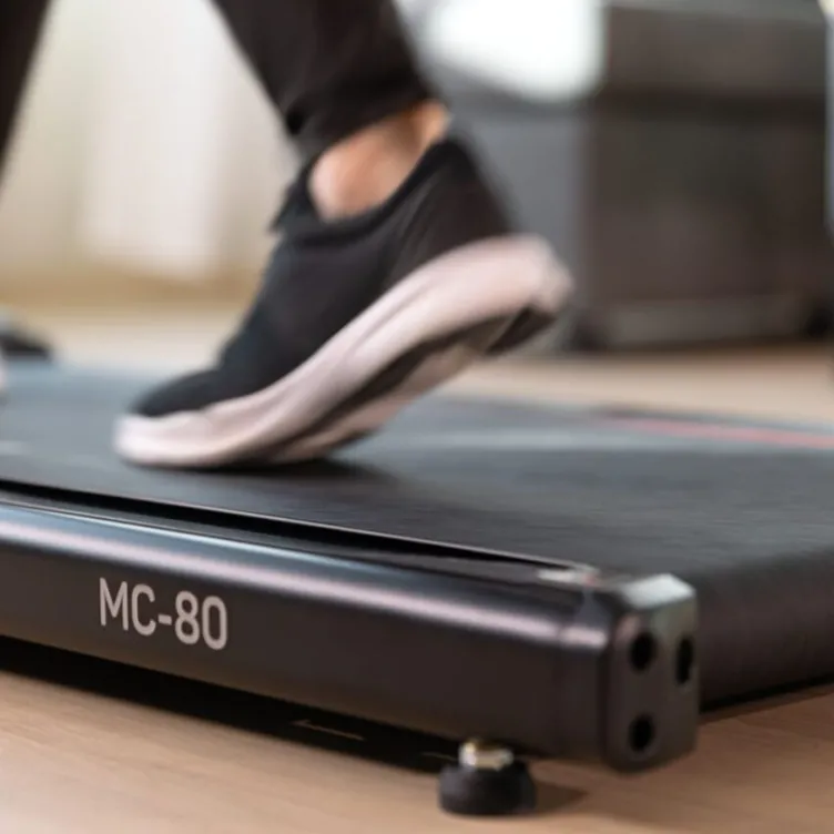 Tapis de marche et course vitesse maximale 8 km/h avec roulettes de transport pour Home-Gym