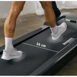 Tapis de running TR 8000 '25 Hammer avec vitesse ajustable de 0,8 à 22 km/h et inclinaison motorisée jusqu'à 15%