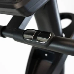 Vélo d'appartement vertical ST900 Titanium Strength Performance Séries avec siège XXL - Roue d'inertie 14 kg