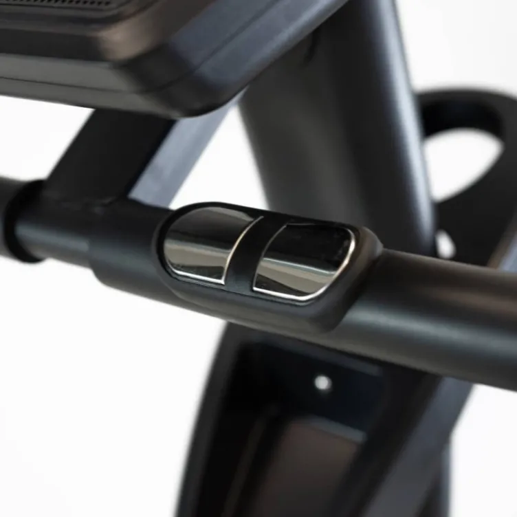 Vélo d'appartement vertical ST900 Titanium Strength Performance Séries avec siège XXL - Roue d'inertie 14 kg