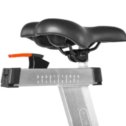 Vélo de cardio Air Bike électrique avec écran LCD de qualité premium - ATX Air Bike Power pour cross-training