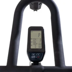 Vélo de Spinning Epsilon Max avec roue d'inertie de 22 kg pour entraînement indoor