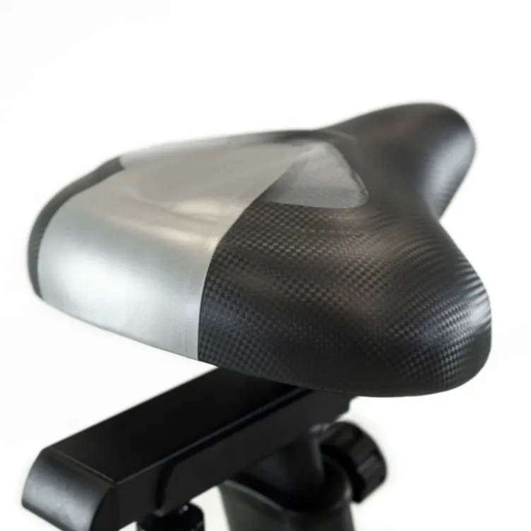 Vélo d'exercice vertical ST900-TFT Titanium Strength Performance Séries avec écran tactile 10" - Volant d'inertie 14 kg