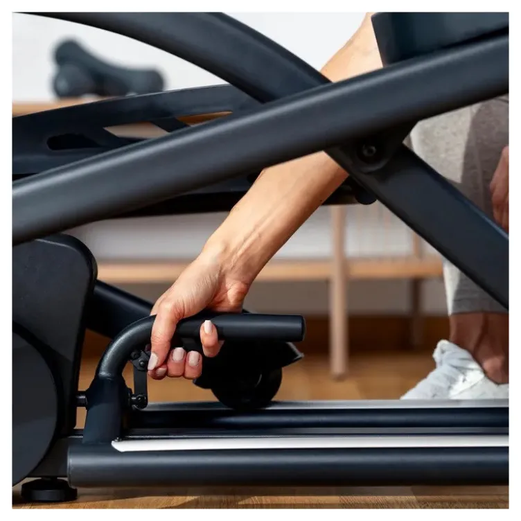 Vélo elliptique de cardio SpeedMotion II avec roue d'inertie 18 kg - 3 niveaux d'inclinaison et 16 niveaux d'intensité